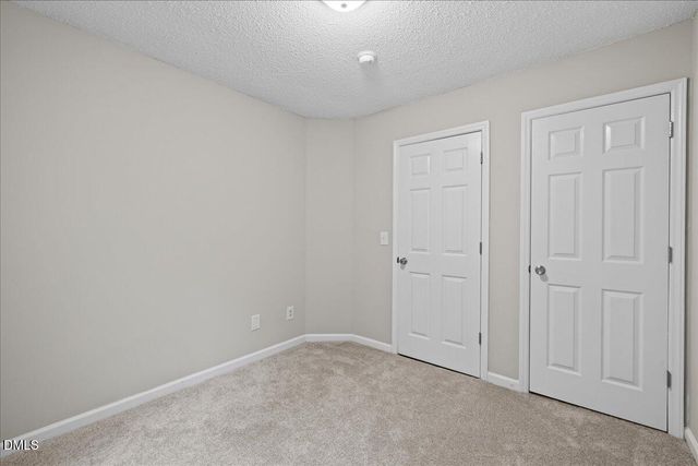 4721 Tanglewood Oaks Street, Raleigh, NC 27610