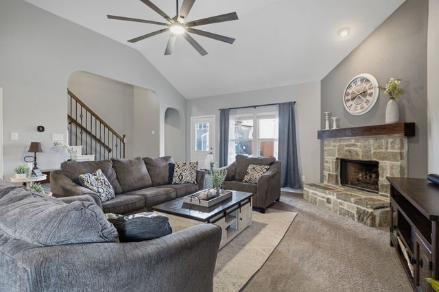 10212 Point Lobos Trail, Fort Worth, TX 76177