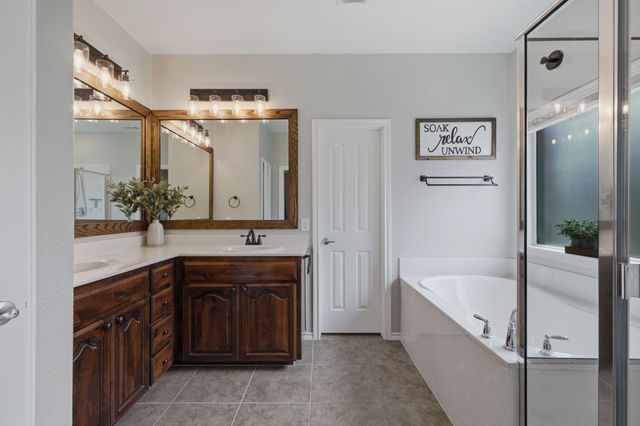 10212 Point Lobos Trail, Fort Worth, TX 76177