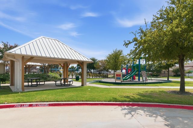 10212 Point Lobos Trail, Fort Worth, TX 76177