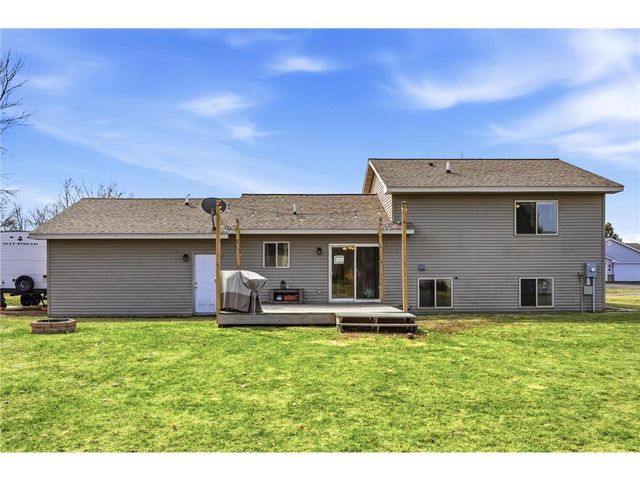 519 Sycamore Drive, New Richmond, WI 54017