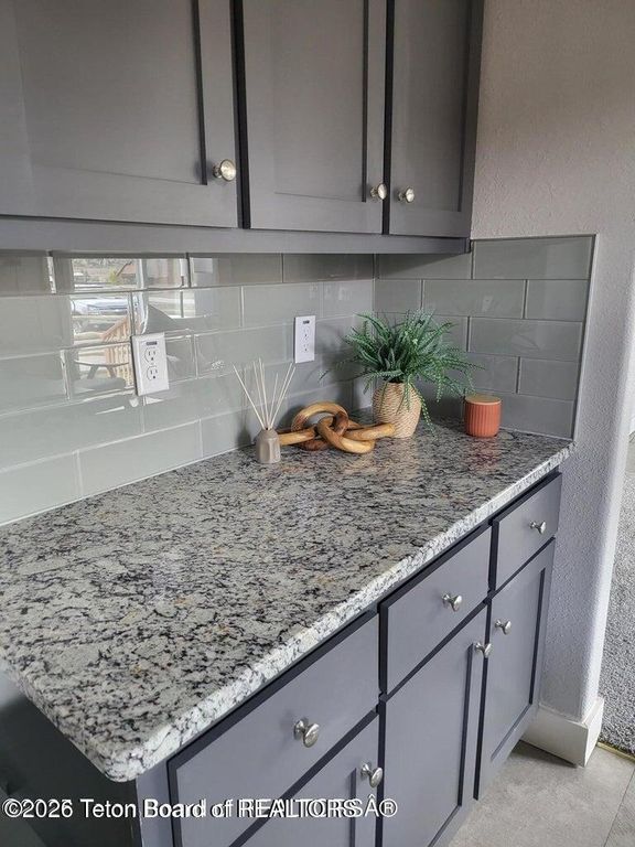 360 WOODEN SPUR Drive, Alpine, WY 83128 photo 26