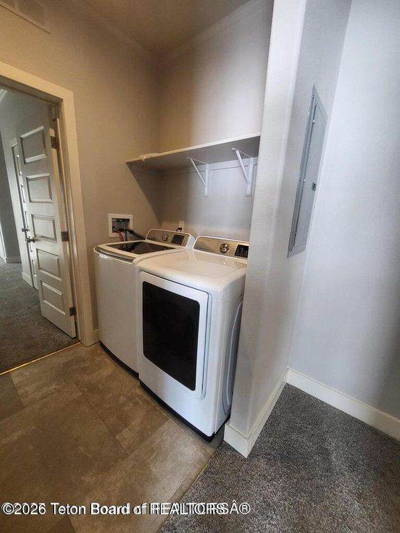 360 WOODEN SPUR Drive, Alpine, WY 83128 photo 34