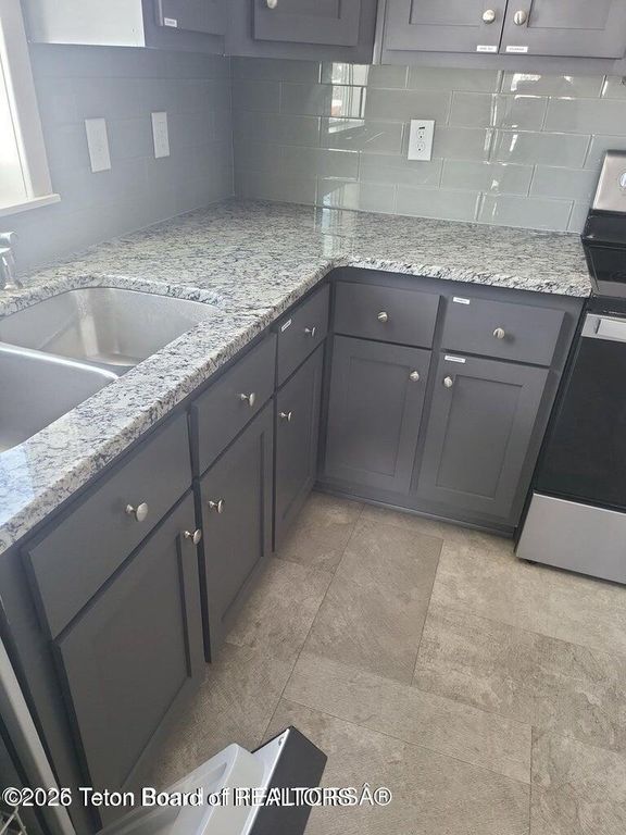 360 WOODEN SPUR Drive, Alpine, WY 83128 photo 40