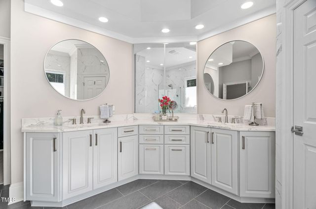 114 Kendleton Place, Cary, NC 27518