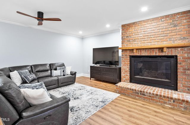 114 Kendleton Place, Cary, NC 27518