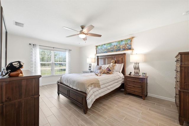 11020 SAGE THRASHER AVENUE, Weeki Wachee, FL 34614