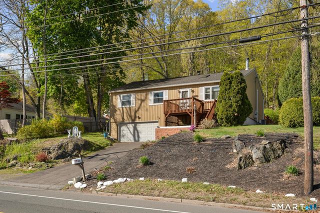 123 River Road, Shelton, CT 06484