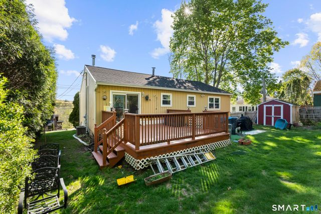 123 River Road, Shelton, CT 06484
