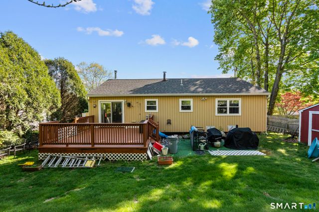 123 River Road, Shelton, CT 06484