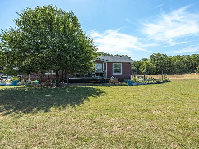 353 R And R Drive, Springtown, TX 76082