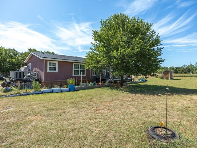 353 R And R Drive, Springtown, TX 76082