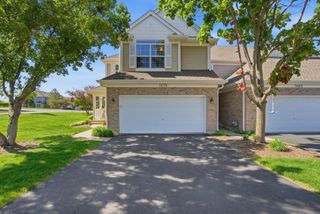 1679 Yellowstone Circle, Crystal Lake, IL 60014