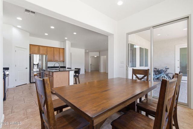 674 E Sipapu Drive, Gilbert, AZ 85297