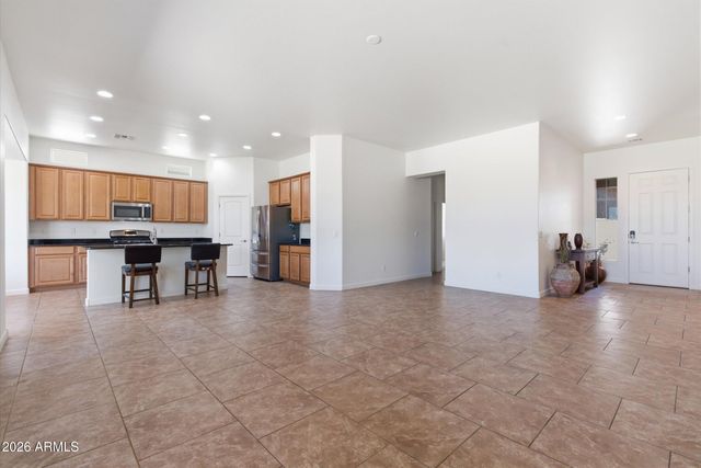 674 E Sipapu Drive, Gilbert, AZ 85297