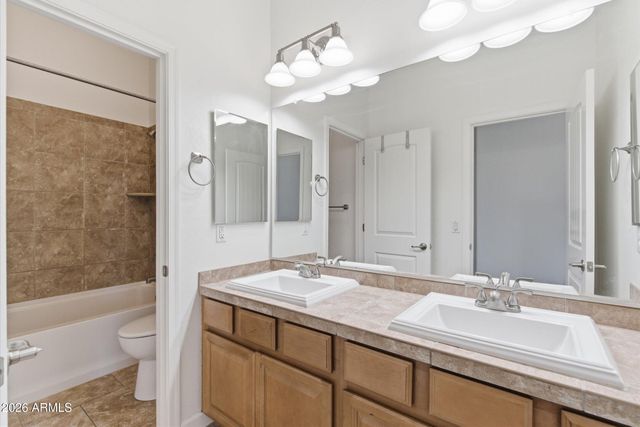 674 E Sipapu Drive, Gilbert, AZ 85297