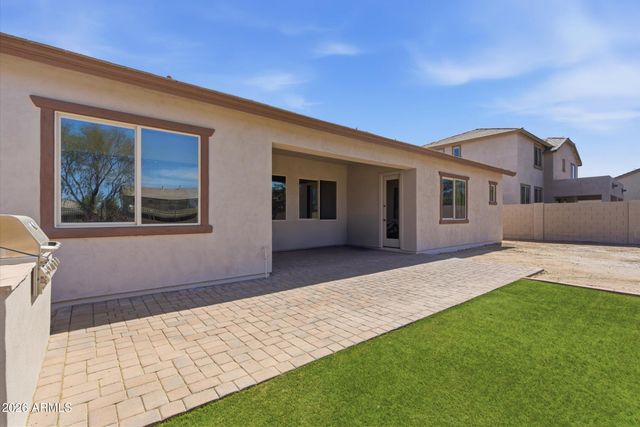 674 E Sipapu Drive, Gilbert, AZ 85297