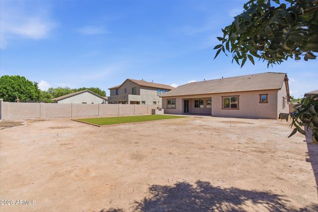 674 E Sipapu Drive, Gilbert, AZ 85297