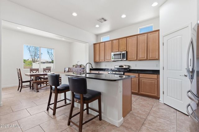 674 E Sipapu Drive, Gilbert, AZ 85297