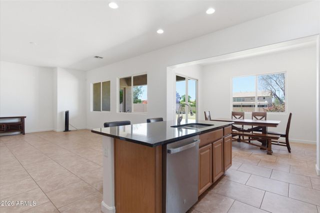 674 E Sipapu Drive, Gilbert, AZ 85297