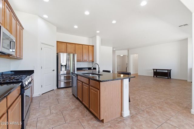 674 E Sipapu Drive, Gilbert, AZ 85297