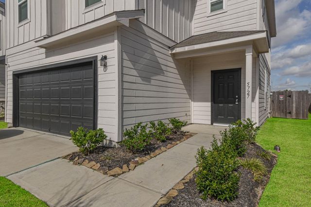 5727 Finely Run Street, Spring, TX 77373