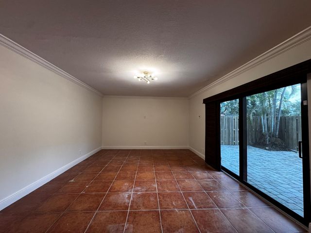 3205 Spanish Wells Dr C, Delray Beach, FL 33445