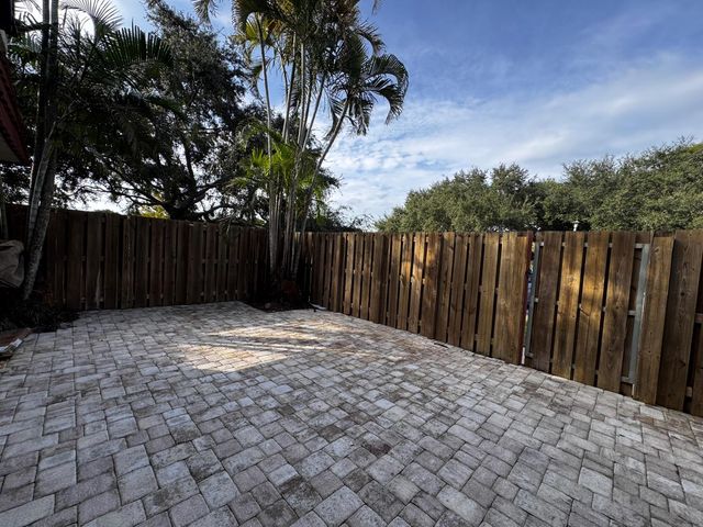 3205 Spanish Wells Dr C, Delray Beach, FL 33445