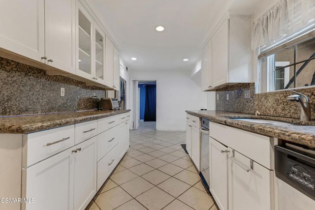 6108 Kentland Avenue, Woodland Hills, CA 91367