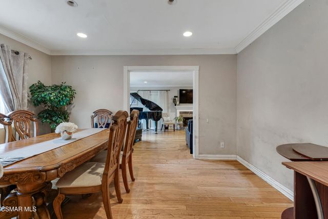 6108 Kentland Avenue, Woodland Hills, CA 91367