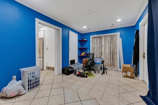 6108 Kentland Avenue, Woodland Hills, CA 91367