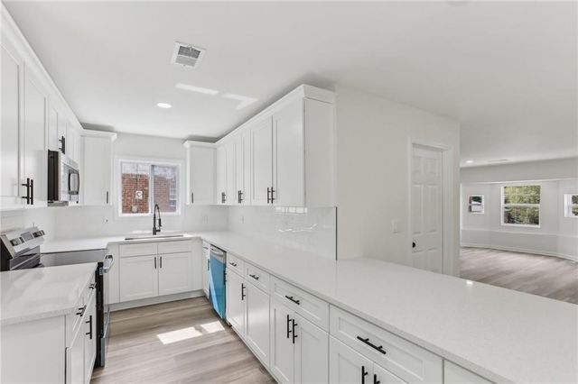 2744 Preston Drive, Decatur, GA 30034