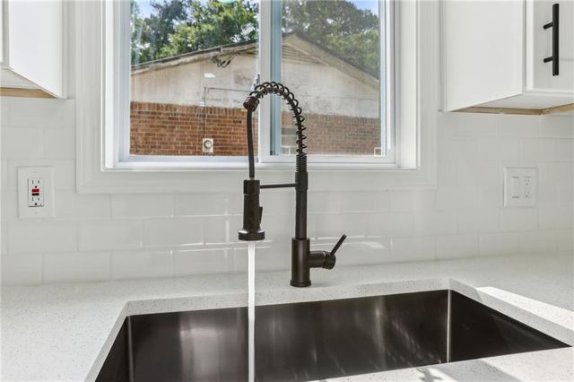 2744 Preston Drive, Decatur, GA 30034