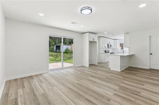 2744 Preston Drive, Decatur, GA 30034