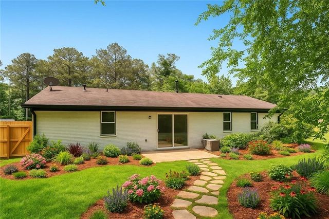 2744 Preston Drive, Decatur, GA 30034