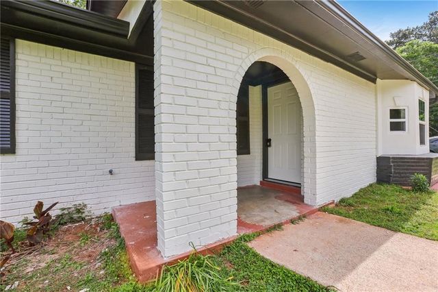 2744 Preston Drive, Decatur, GA 30034