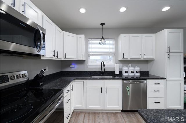 137 Mary Catherine Street, Waynesville, MO 65583