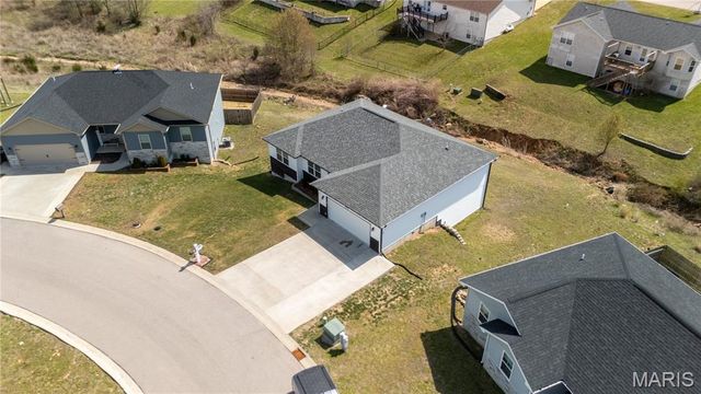 137 Mary Catherine Street, Waynesville, MO 65583