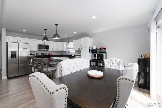 137 Mary Catherine Street, Waynesville, MO 65583