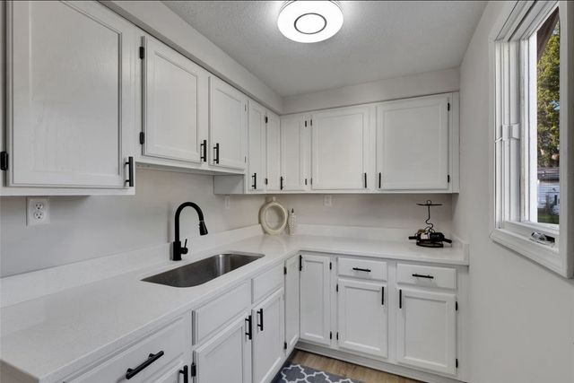 317 3rd Street, West Des Moines, IA 50265