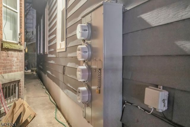 90 Park Ave, Paterson City, NJ 07501