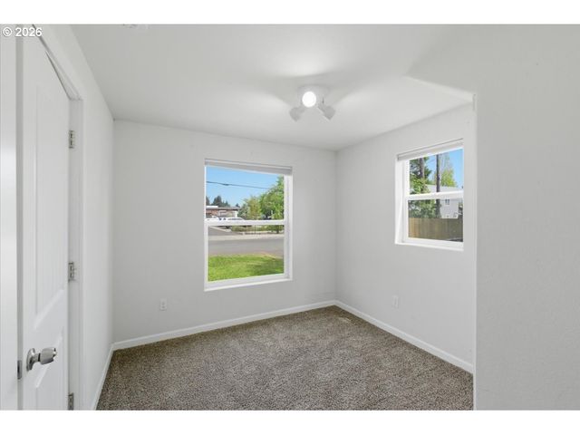 1126 6TH Ave Se, Albany, OR 97321