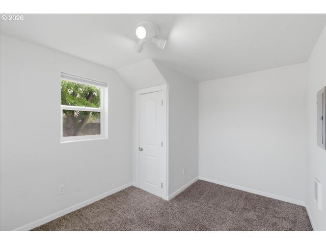 1126 6TH Ave Se, Albany, OR 97321