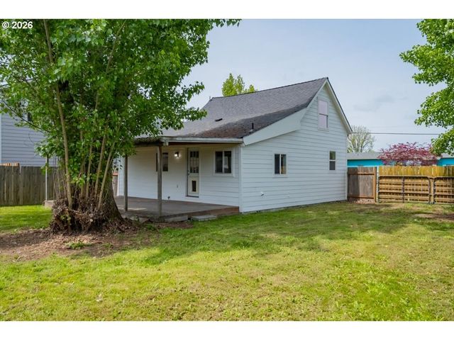 1126 6TH Ave Se, Albany, OR 97321