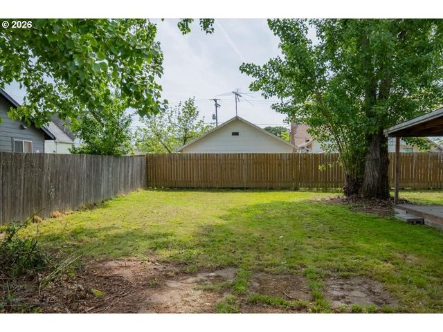 1126 6TH Ave Se, Albany, OR 97321