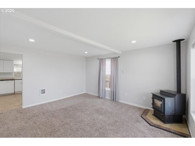 1126 6TH Ave Se, Albany, OR 97321