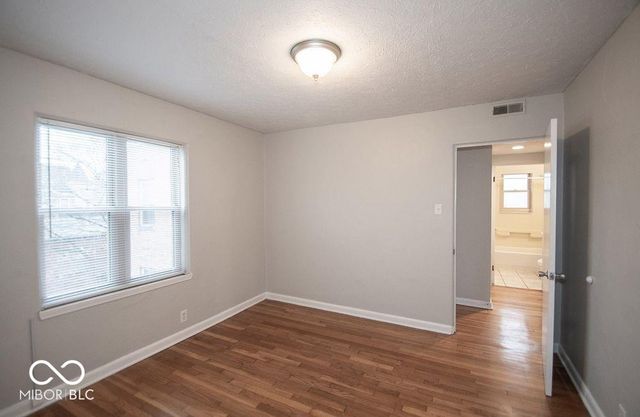 146 E 19th Street 12, Indianapolis, IN 46202