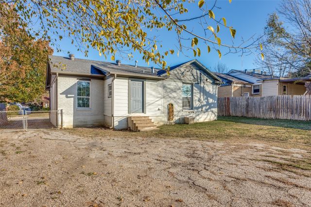 3216 Meadowbrook Drive, Fort Worth, TX 76103