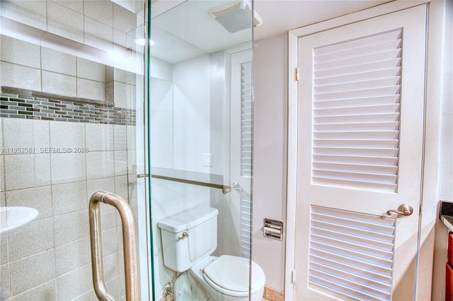 1419 14th Ct, Palm Beach Gardens, FL 33410