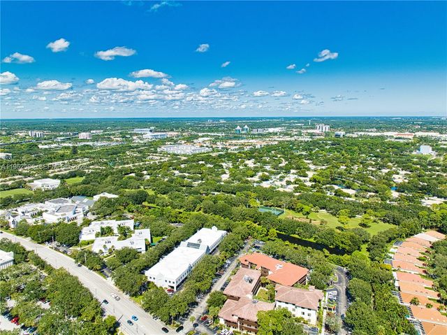 1419 14th Ct, Palm Beach Gardens, FL 33410